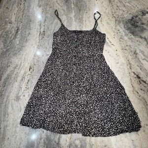 Y2K FB Sister Medium Cami Blouse Tank Top Baby Doll Black Floral Button Down